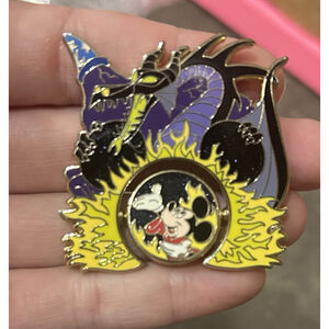 Disney 2012 Fantasmic Pin Sorcerer Mickey and Maleficent Dragon Spinner
